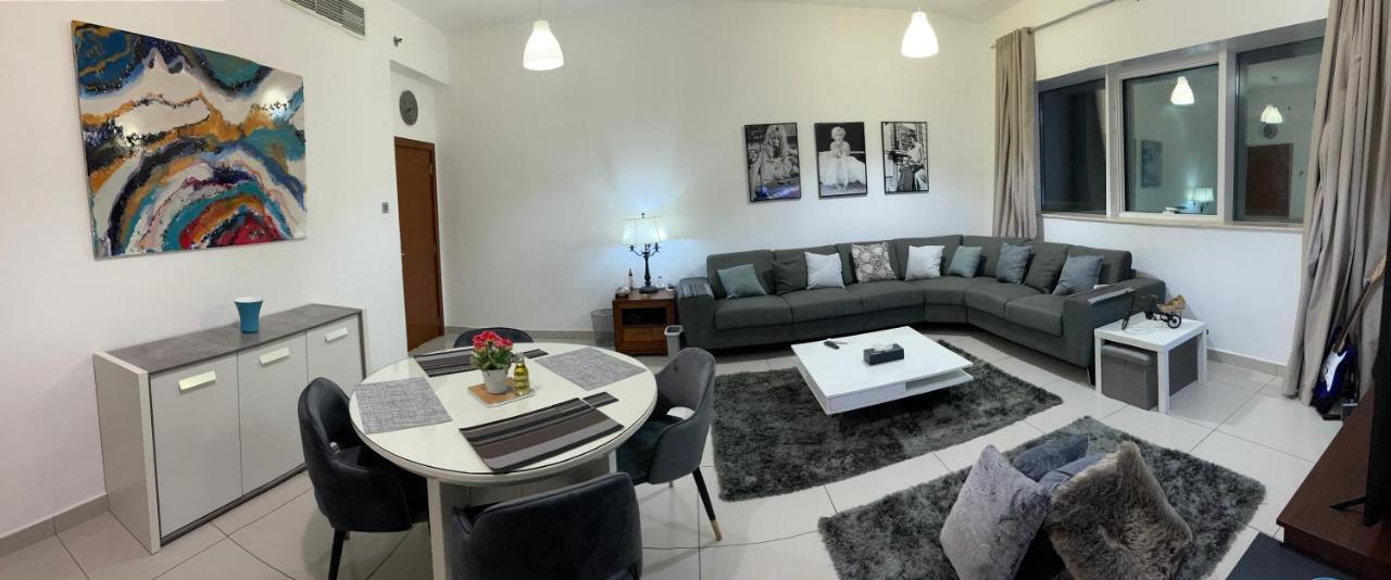 Appartamento Bright Luxury 2Br Aprt Dubai Marina With Balcony Esterno foto