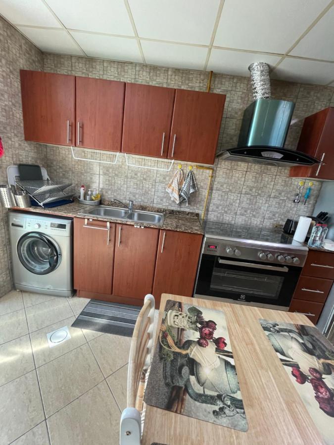 Appartamento Bright Luxury 2Br Aprt Dubai Marina With Balcony Esterno foto