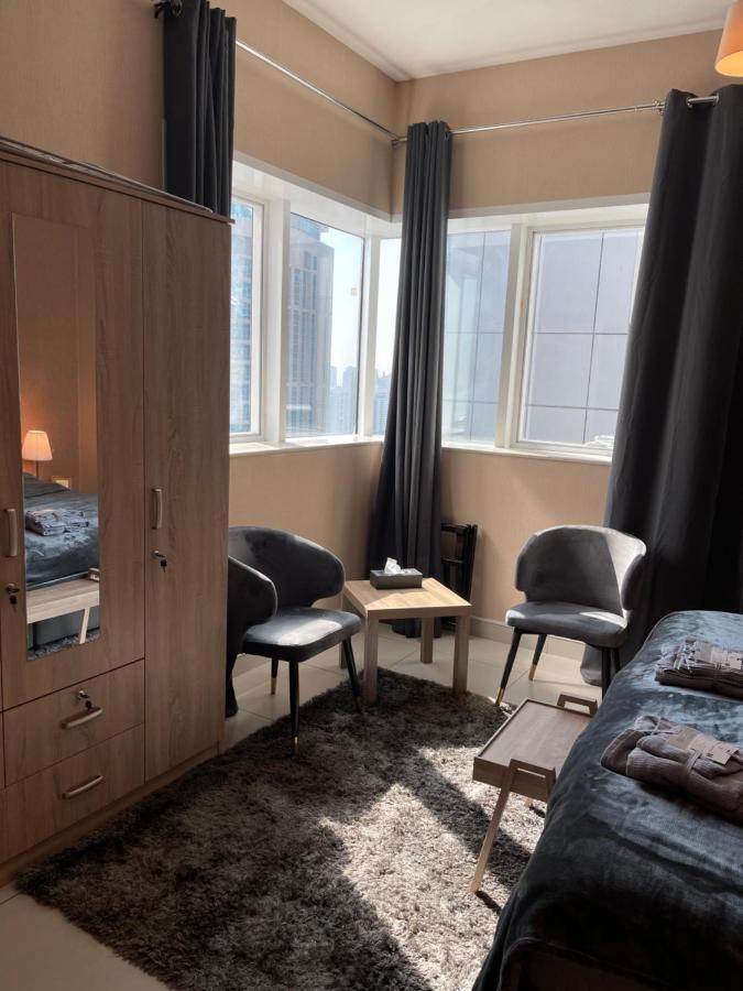 Appartamento Bright Luxury 2Br Aprt Dubai Marina With Balcony Esterno foto
