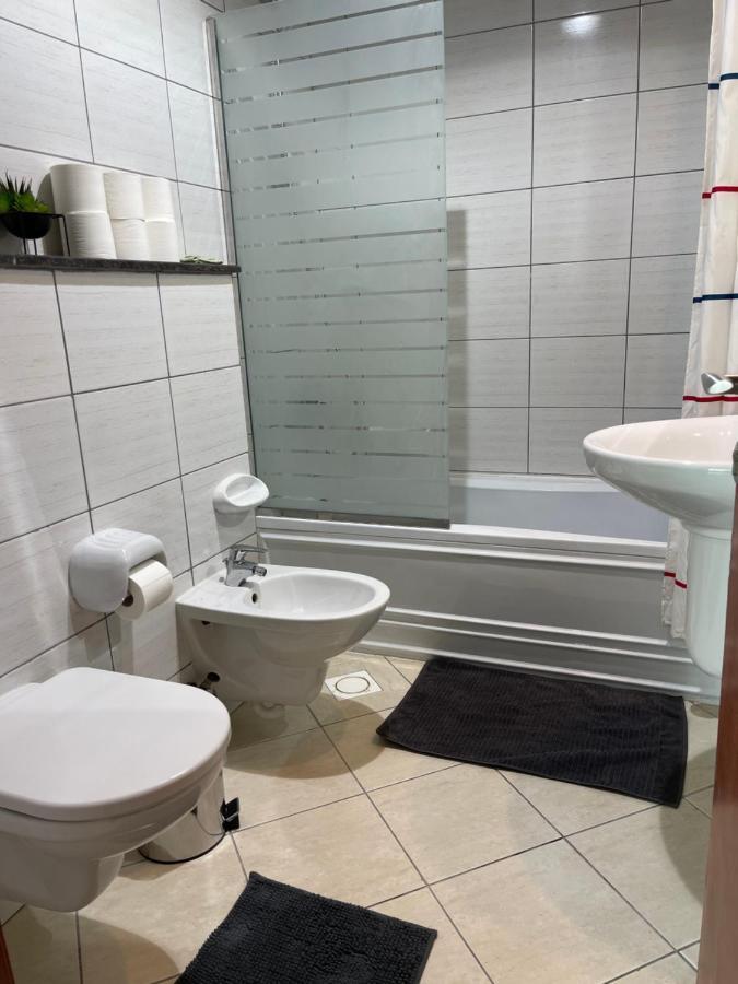 Appartamento Bright Luxury 2Br Aprt Dubai Marina With Balcony Esterno foto
