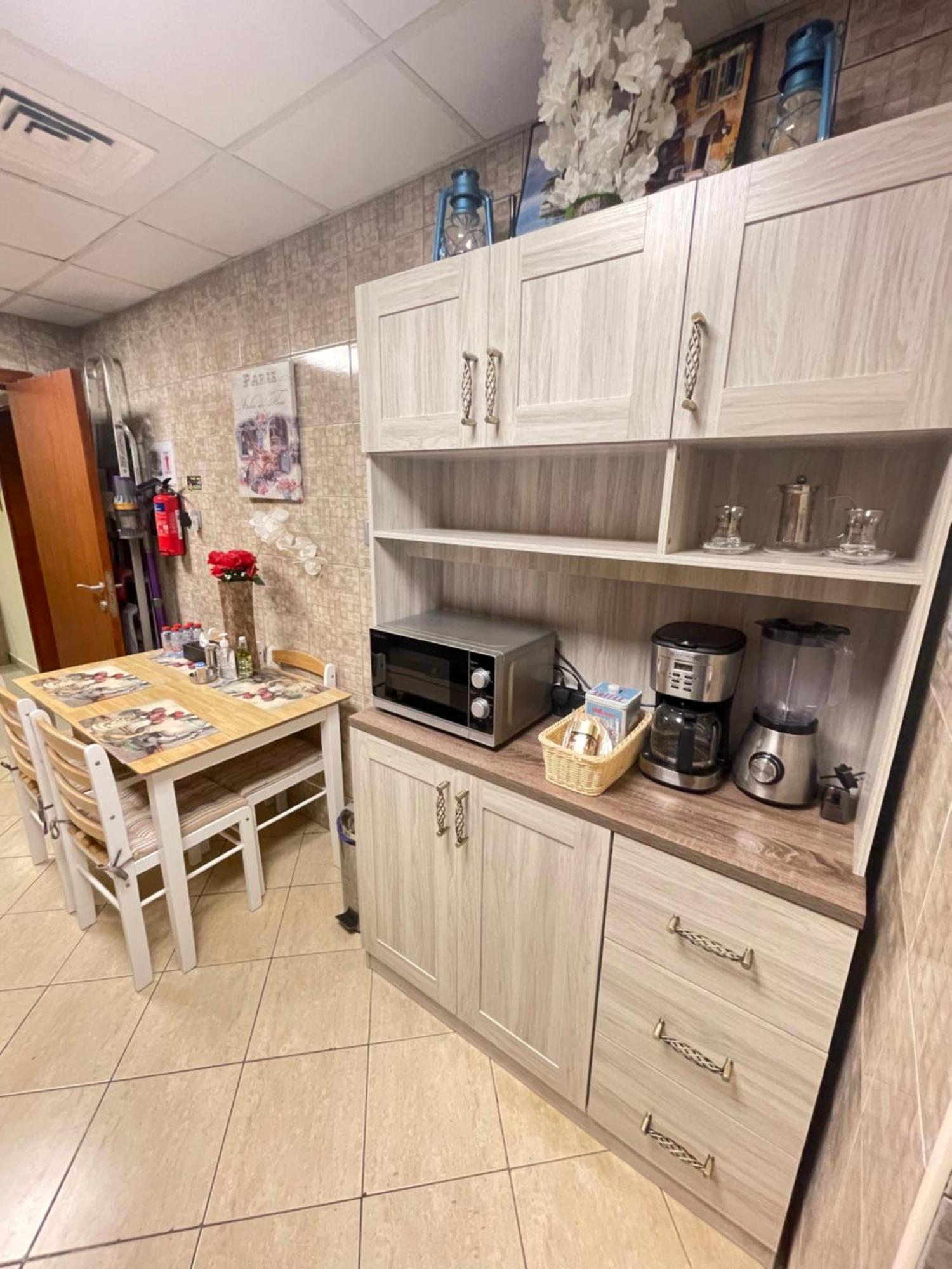Appartamento Bright Luxury 2Br Aprt Dubai Marina With Balcony Esterno foto